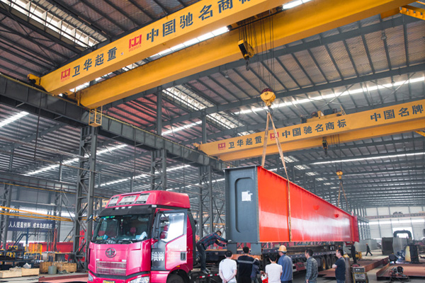 bridge-girder-loading-on-truck