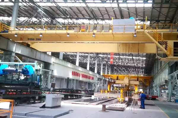 Overhead-crane-suction-beam